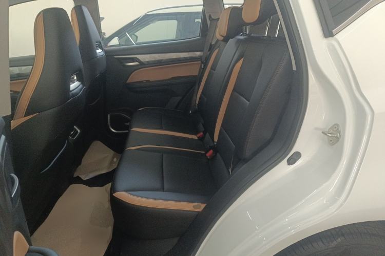 Used Geely Auto Haoyue PRO 2024 1.5T DCT Crosswise Edition Interior 4