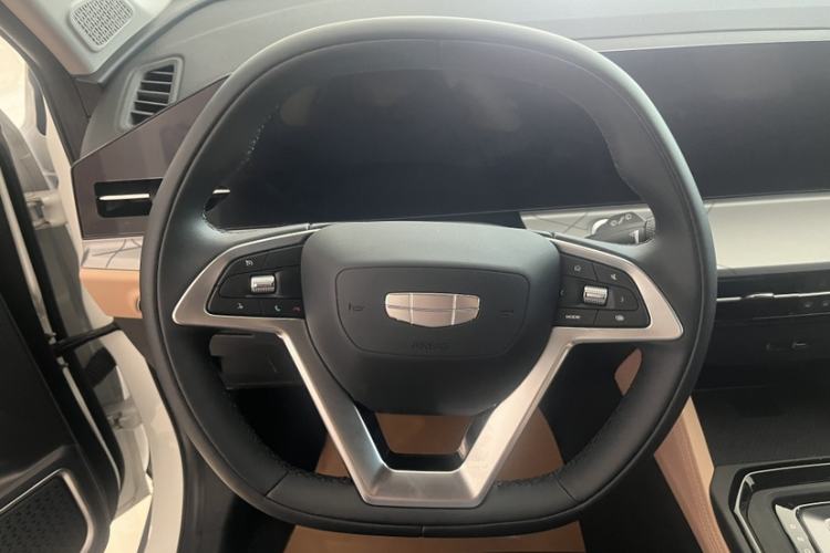 Used Geely Auto Haoyue PRO 2024 1.5T DCT Zongheng+ Interior 7