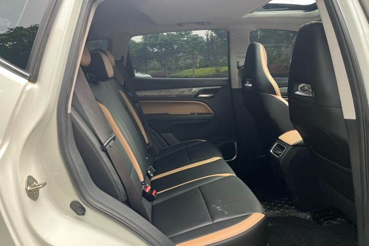 Used Geely Auto Haoyue PRO 2024 1.5T DCT Zongheng+ Interior 9