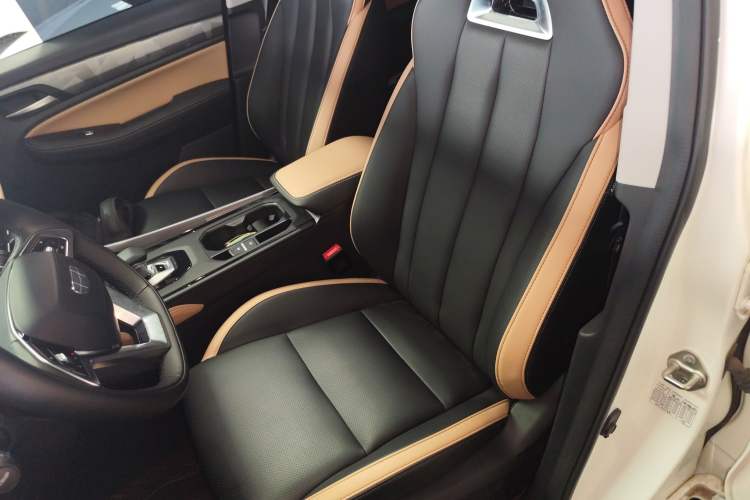 Used Geely Auto Haoyue PRO 2024 1.5T DCT Zongheng+ Left Front Seat