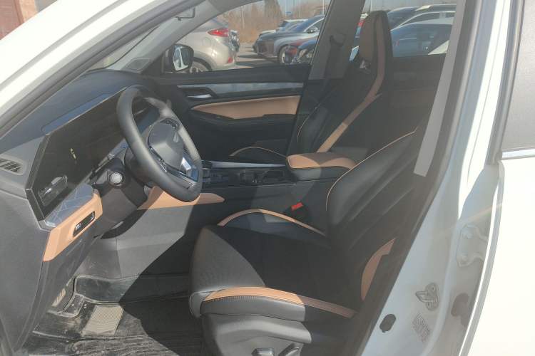 Used Geely Auto Haoyue PRO 2024 1.5T DCT Zongheng+ Left Front Seat