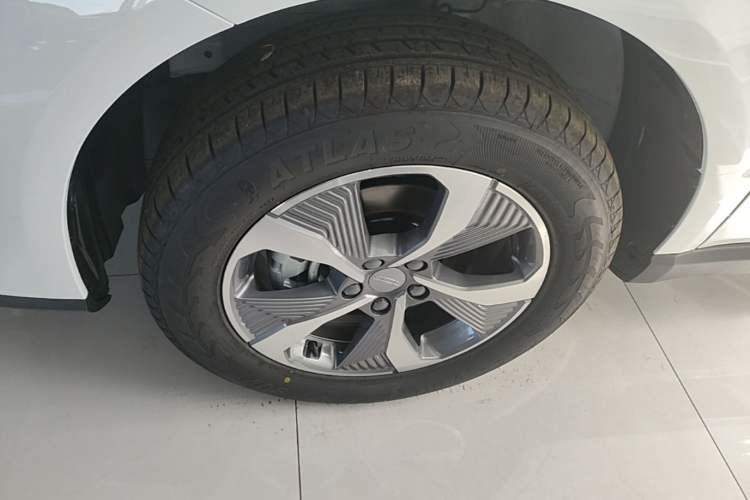Used Geely Auto Haoyue PRO 2024 1.5T DCT Zongheng+ Left Front Wheel Hub