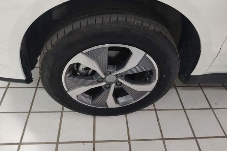 Used Geely Auto Haoyue PRO 2024 1.5T DCT Zongheng+ Left Front Wheel Hub