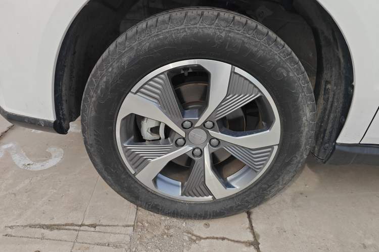 Used Geely Auto Haoyue PRO 2024 1.5T DCT Zongheng+ Left Front Wheel Hub