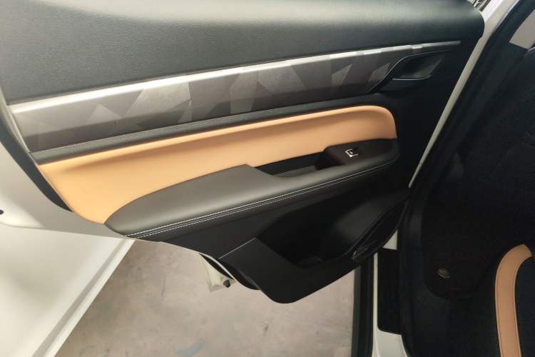 Used Geely Auto Haoyue PRO 2024 1.5T DCT Zongheng+ Left Rear Door Interior