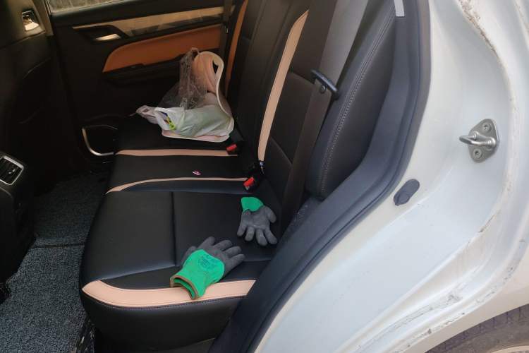 Used Geely Auto Haoyue PRO 2024 1.5T DCT Zongheng+ Left Rear Seat