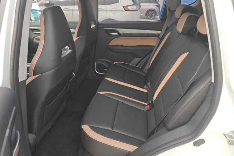 Used Geely Auto Haoyue PRO 2024 1.5T DCT Zongheng+ Left Rear Seat