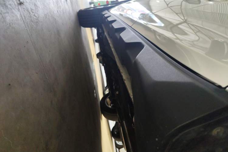 Used Geely Auto Haoyue PRO 2024 1.5T DCT Zongheng+ Left Side Sill