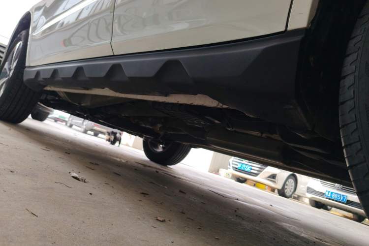 Used Geely Auto Haoyue PRO 2024 1.5T DCT Zongheng+ Left Side Sill