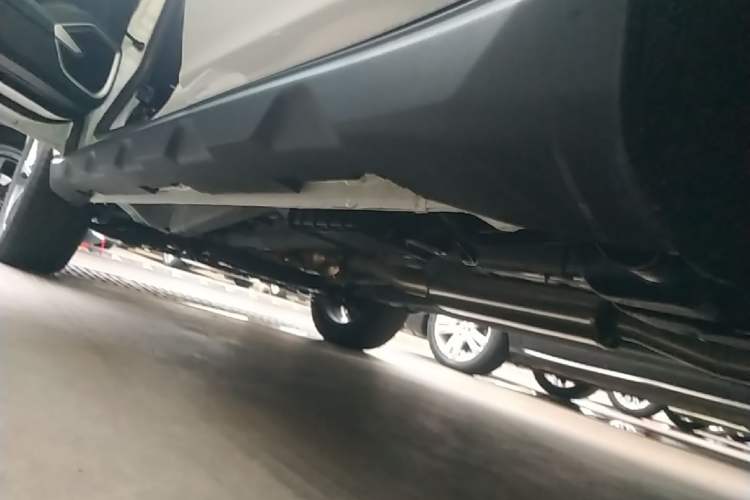 Used Geely Auto Haoyue PRO 2024 1.5T DCT Ultimate Edition Left Side Sill