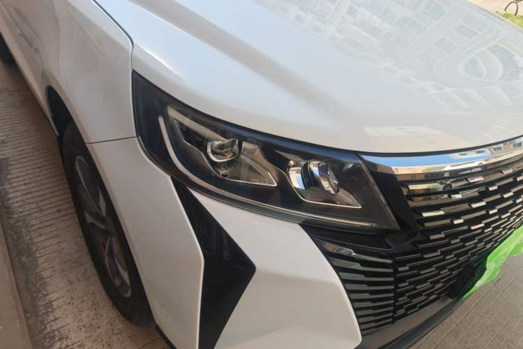 Used Geely Auto Haoyue PRO 2024 1.5T DCT Zongheng+ Right Front Headlight