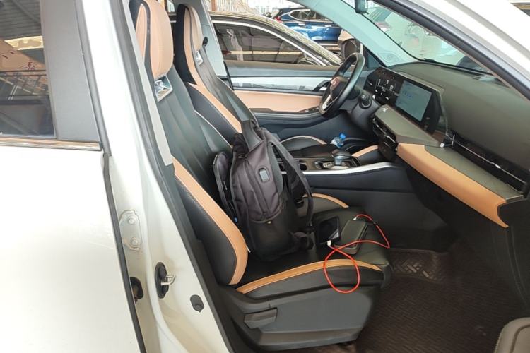 Used Geely Auto Haoyue PRO 2024 1.5T DCT Zongheng+ Right Front Seat
