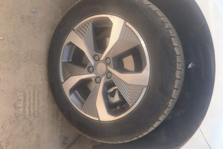 Used Geely Auto Haoyue PRO 2024 1.5T DCT Zongheng+ Right Front Wheel Hub