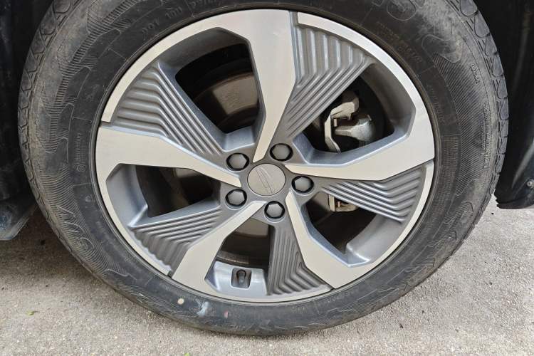 Used Geely Auto Haoyue PRO 2024 1.5T DCT Zongheng+ Right Front Wheel Hub