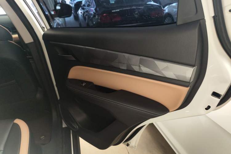Used Geely Auto Haoyue PRO 2024 1.5T DCT Zongheng+ Right Rear Door Interior