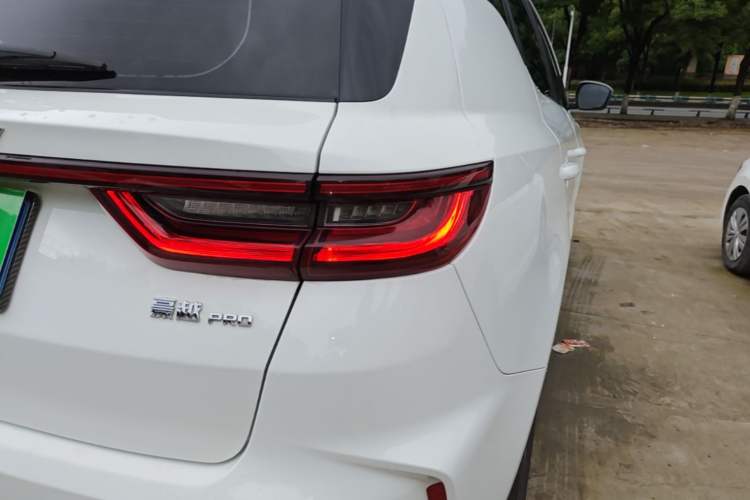 Used Geely Auto Haoyue PRO 2024 1.5T DCT Zongheng+ Right Rear Taillight
