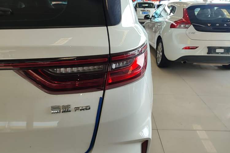Used Geely Auto Haoyue PRO 2024 1.5T DCT Zongheng+ Right Rear Taillight