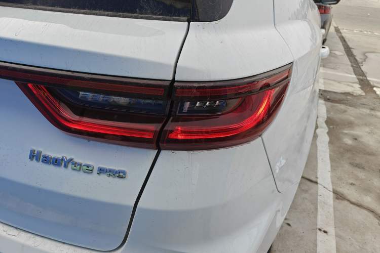 Used Geely Auto Haoyue PRO 2024 1.5T DCT Zongheng+ Right Rear Taillight