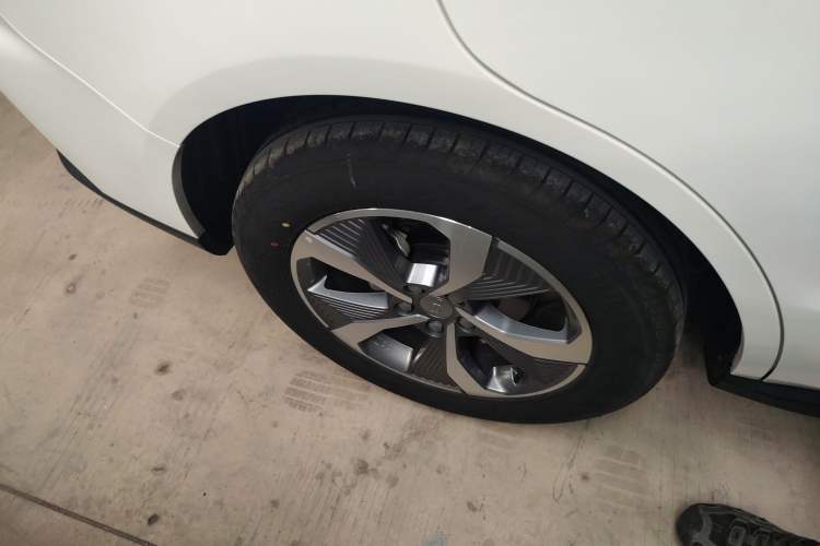 Used Geely Auto Haoyue PRO 2024 1.5T DCT Zongheng+ Right Rear Wheel Hub