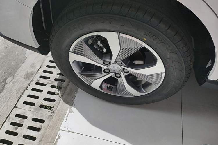 Used Geely Auto Haoyue PRO 2024 1.5T DCT Zongheng+ Right Rear Wheel Hub
