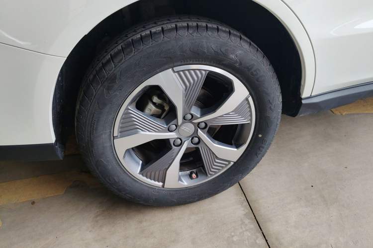 Used Geely Auto Haoyue PRO 2024 1.5T DCT Zongheng+ Right Rear Wheel Hub