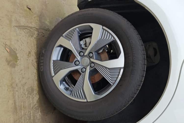 Used Geely Auto Haoyue PRO 2024 1.5T DCT Zongheng+ Right Rear Wheel Hub
