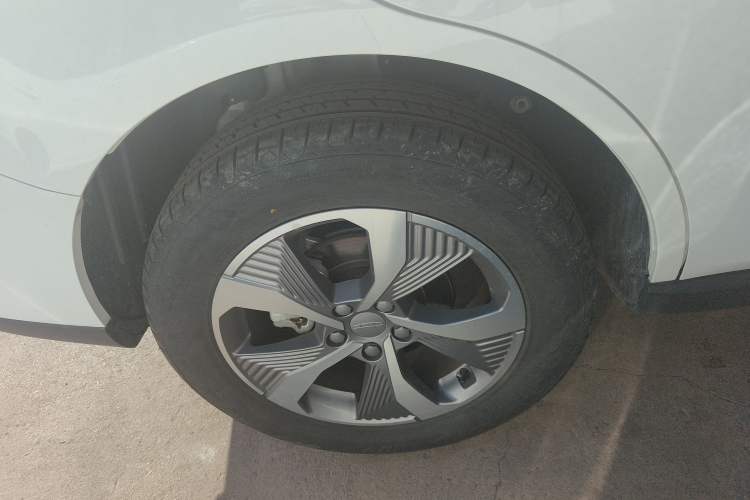 Used Geely Auto Haoyue PRO 2024 1.5T DCT Zongheng+ Right Rear Wheel Hub