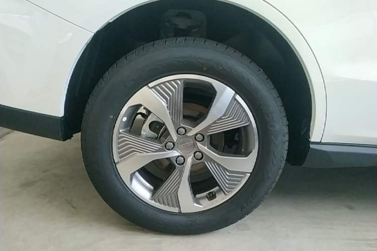 Used Geely Auto Haoyue PRO 2024 1.5T DCT Ultimate Edition Right Rear Wheel Hub