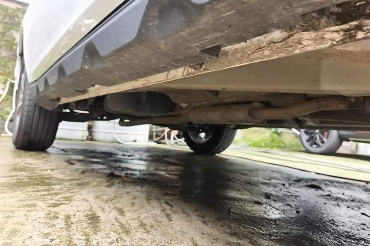 Used Geely Auto Haoyue PRO 2024 1.5T DCT Zongheng+ Right Side Sill