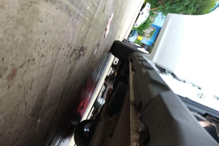 Used Geely Auto Haoyue PRO 2024 1.5T DCT Zongheng+ Right Side Sill