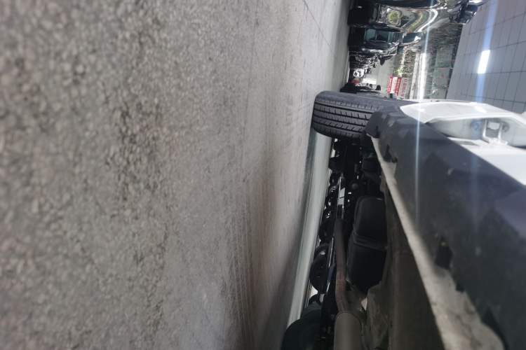 Used Geely Auto Haoyue PRO 2024 1.5T DCT Zongheng+ Right Side Sill