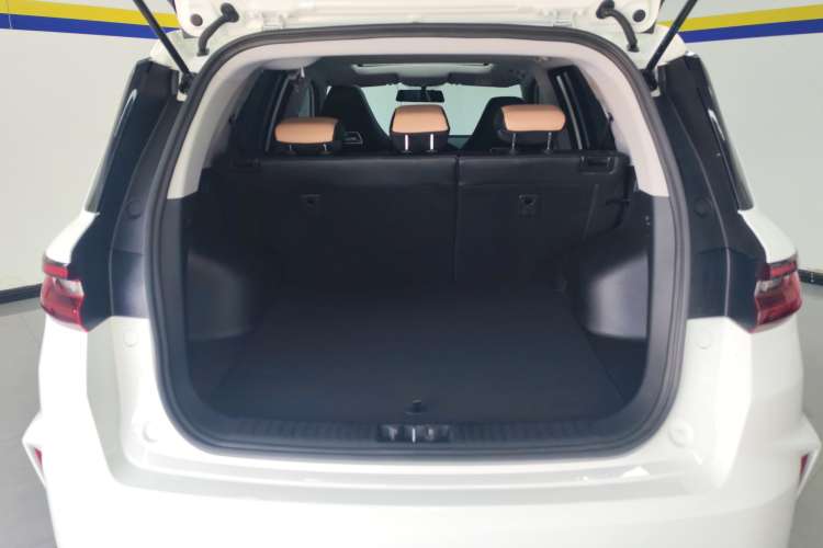 Used Geely Auto Haoyue PRO 2024 1.5T DCT Zongheng+ Trunk