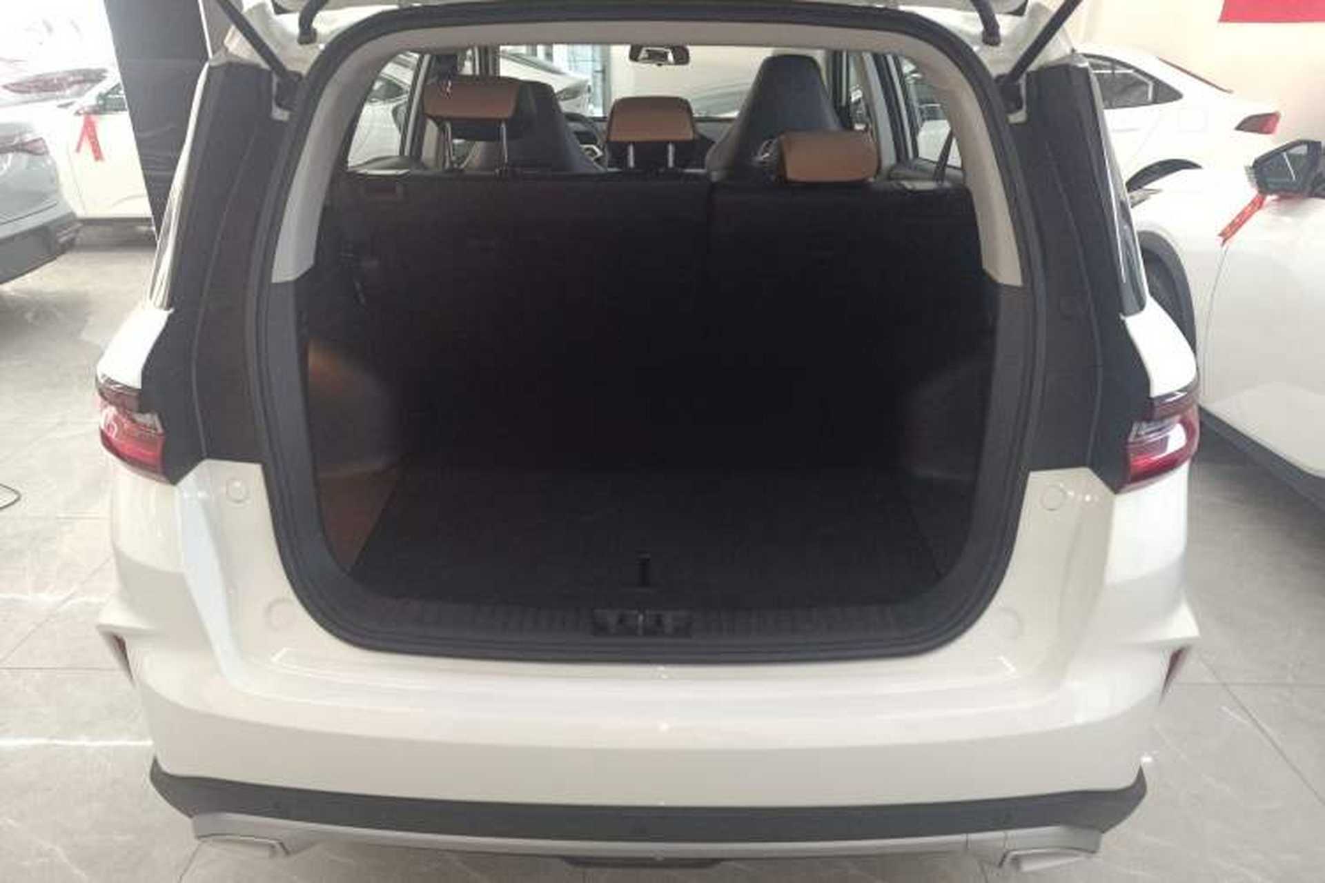 Used Geely Auto Haoyue PRO 2024 1.5T DCT Crosswise Edition Trunk