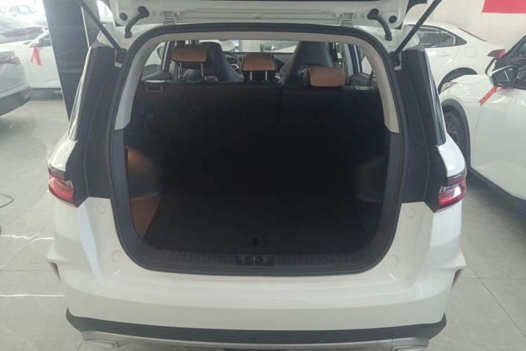 Used Geely Auto Haoyue PRO 2024 1.5T DCT Crosswise Edition Trunk