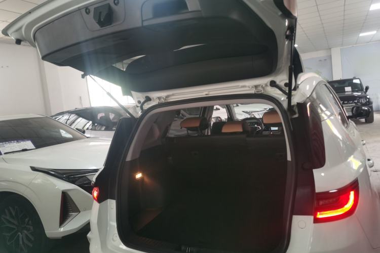 Used Geely Auto Haoyue PRO 2024 1.5T DCT Zongheng+ Trunk