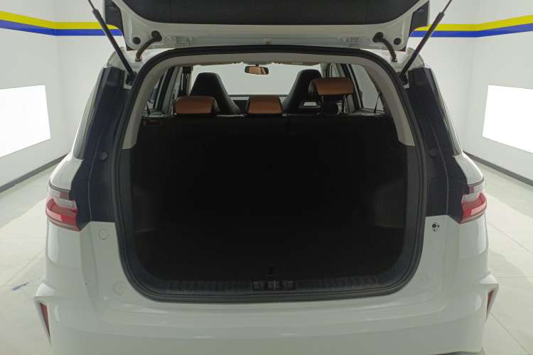Used Geely Auto Haoyue PRO 2024 1.5T DCT Zongheng+ Trunk