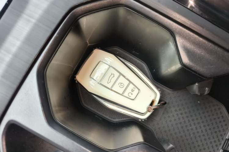 Used Geely Auto Haoyue PRO 2024 1.5T DCT Zongheng+ Vehicle Key