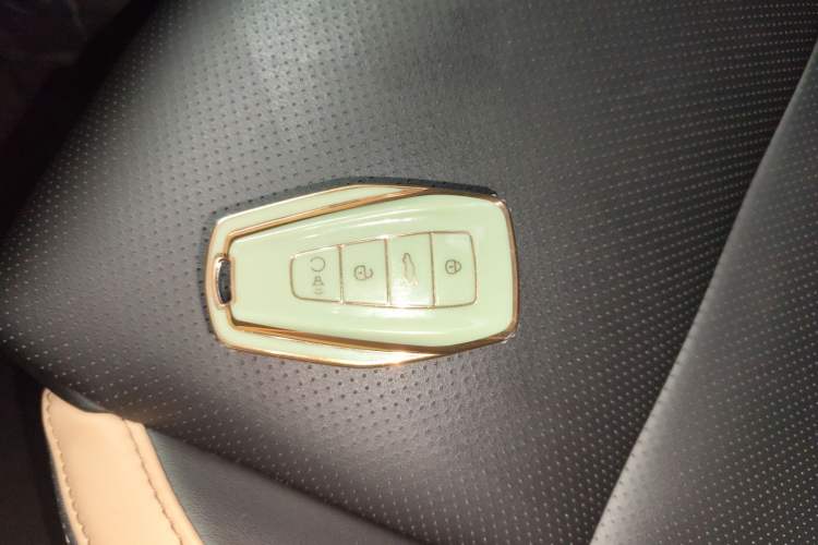 Used Geely Auto Haoyue PRO 2024 1.5T DCT Zongheng+ Vehicle Key