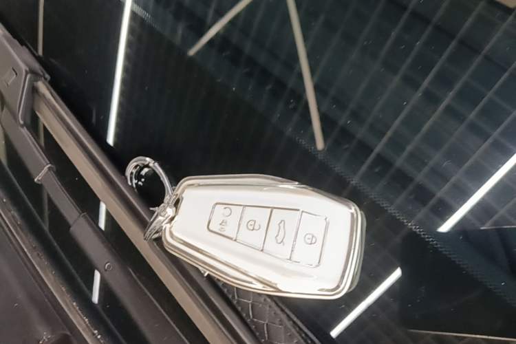 Used Geely Auto Haoyue PRO 2024 1.5T DCT Zongheng+ Vehicle Key