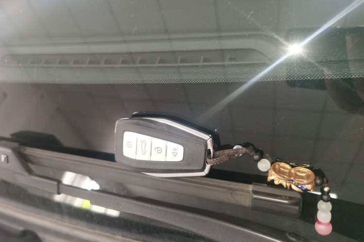 Used Geely Auto Haoyue PRO 2024 1.5T DCT Zongheng+ Vehicle Key