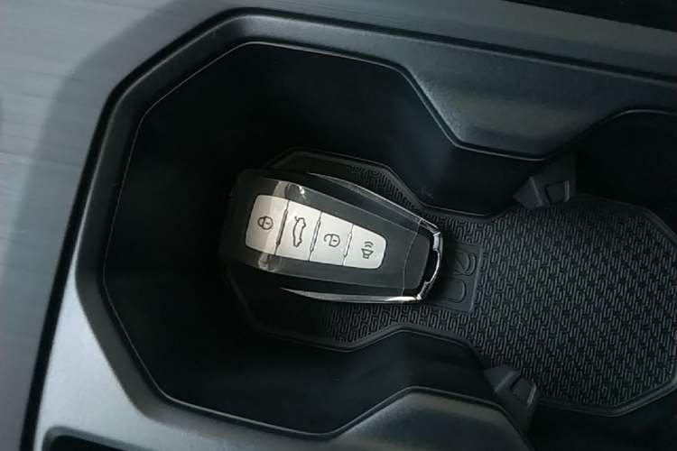 Used Geely Auto Haoyue PRO 2024 1.5T DCT Ultimate Edition Vehicle Key