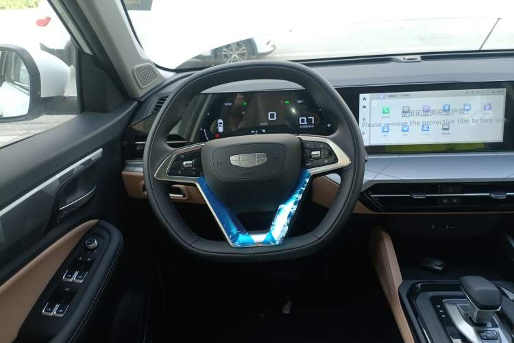 Used Geely Auto Haoyue PRO 2025 1.5T DCT Zongheng + New Year Supreme Edition Steering Wheel