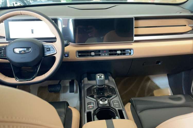 Used Geely Auto icon 2023 1.5TD Chocolate Smoothie Edition Interior 3