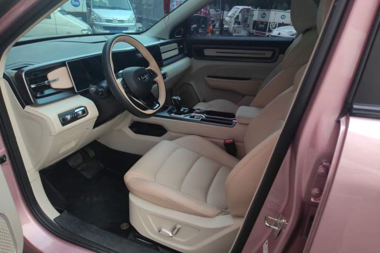 Used Geely Auto icon 2023 1.5TD Chocolate Smoothie Edition Interior 1