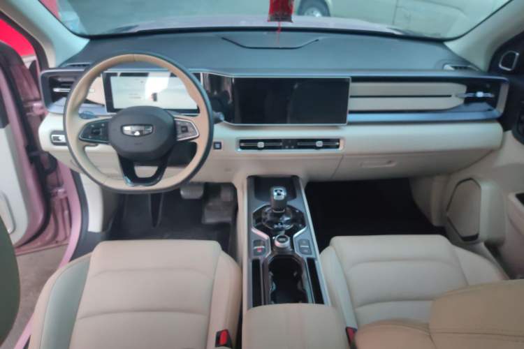 Used Geely Auto icon 2023 1.5TD Chocolate Smoothie Edition Interior 3