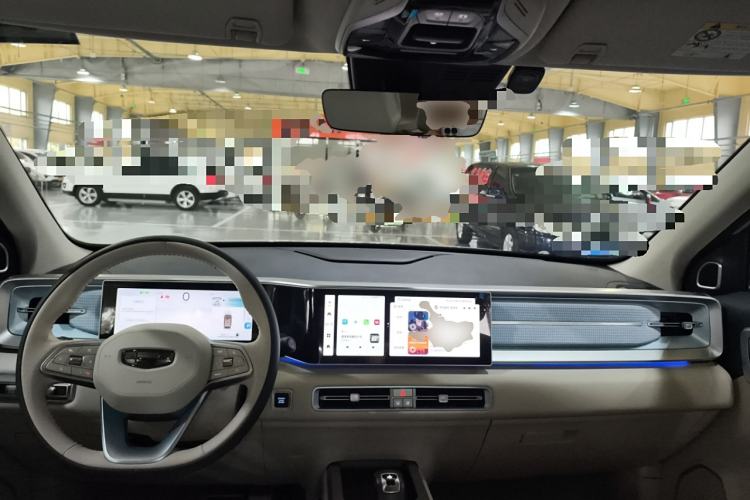 Used Geely Auto icon 2025 Linglong 1.5TD Ruyi Edition Interior 2