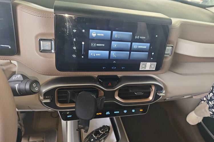 Used Geely Auto icon 2020 1.5TD i9 Audio And AC Panel