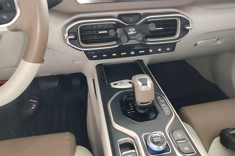 Used Geely Auto icon 2020 300T Galaxy Limited Edition Gear Lever
