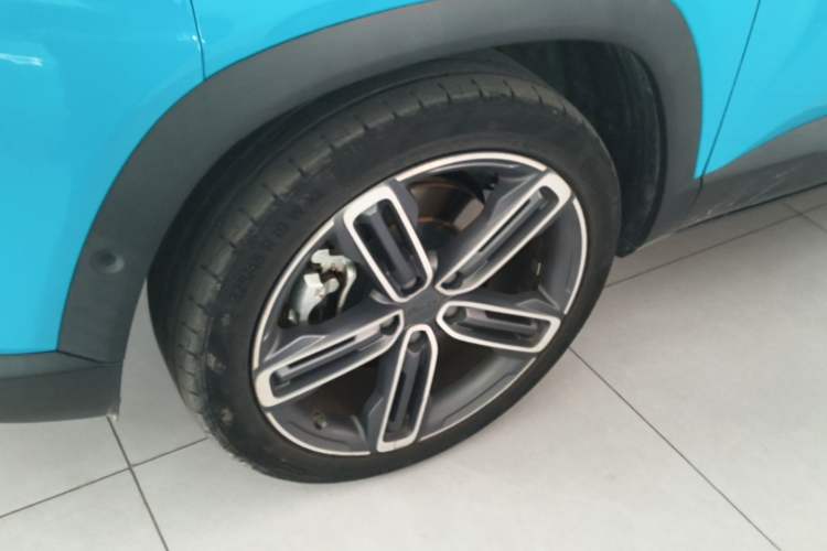 Used Geely Auto icon 2020 1.5TD i9 BSG Left Front Wheel Hub