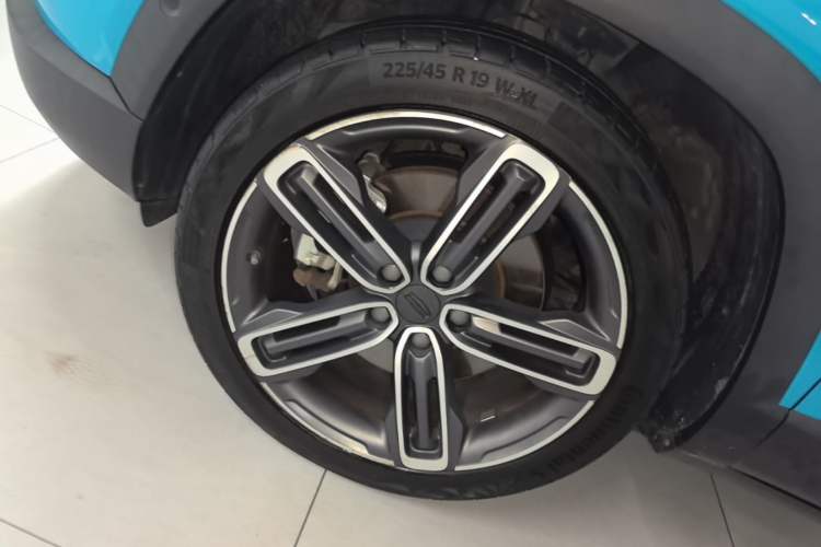 Used Geely Auto icon 2020 1.5TD i9 BSG Left Front Wheel Hub